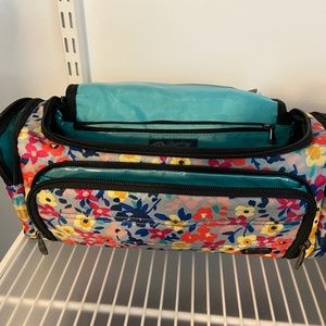 7 pc Lug travel set Wildflower multi pattern